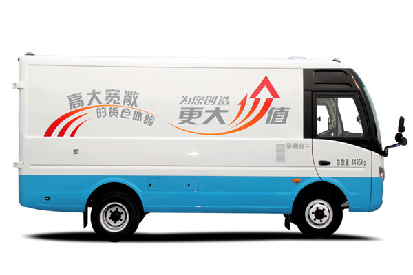 宇通ZK5040XXYN2廂式運輸車（天然氣國五2-6座）