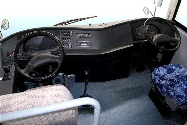 宇通ZK5122XLH5教練車（柴油國(guó)五10-23座）