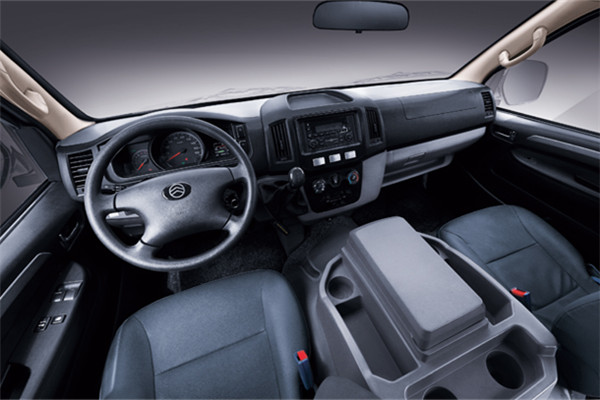 金旅XML6609JEV20客車（純電動10-18座）