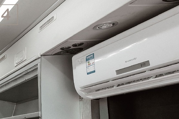 海格KLQ5150XZSE5展示車（柴油國(guó)五2-8座）