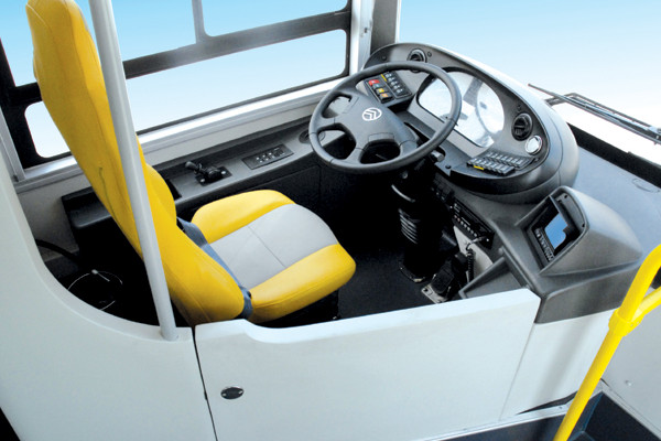 金旅XML6115JHEVG5CN公交車(chē)（天然氣/電混動(dòng)國(guó)五20-40座）