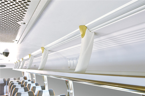 金龍XMQ6115AYN5C客車（天然氣國(guó)五24-55座）