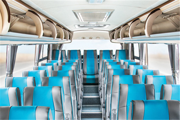 合客HK6819HQ5客車（LNG國(guó)五24-35座）