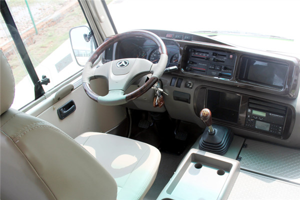 晶馬JMV6603CFA客車（柴油國五10-19座）