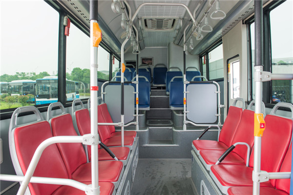 中車時(shí)代電動(dòng)TEG6870EHEV公交車（柴油/電混動(dòng)21-22座）