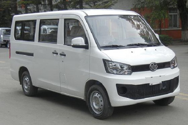 一汽CA6440A85多用途乘用車（汽油國五7座）