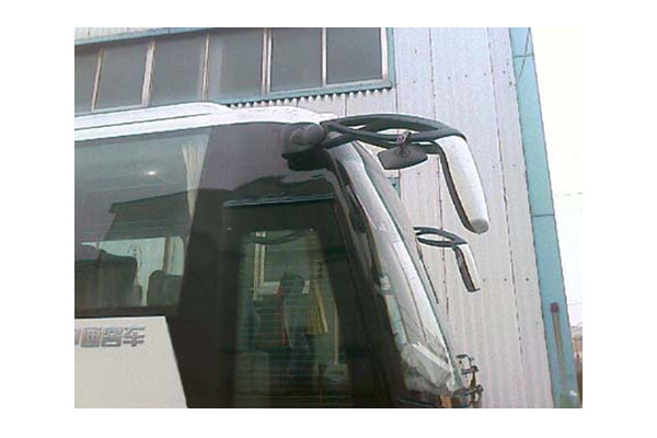 中通LCK6880H5A客車（柴油國(guó)五24-38座）