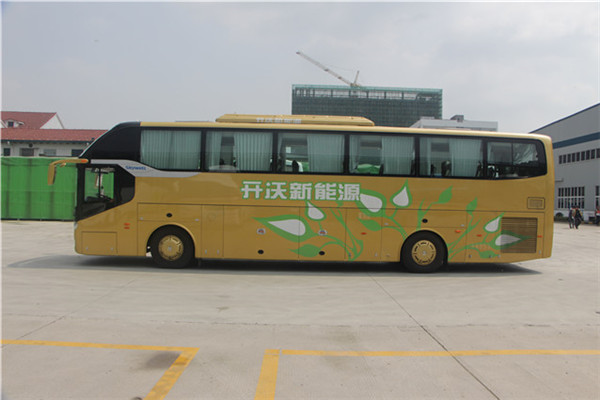 南京金龍NJL6125HEV客車（柴油/電混動(dòng)國五24-52座）