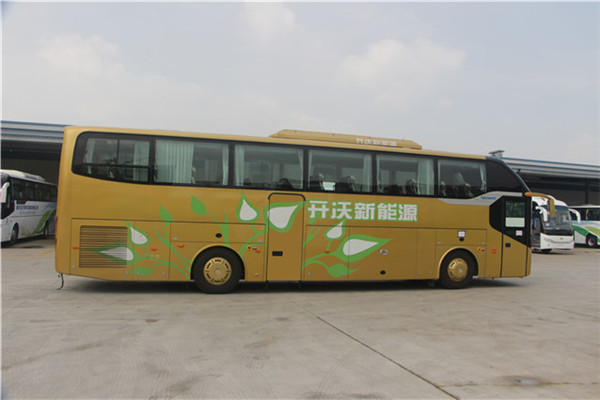 南京金龍NJL6125HEV客車（柴油/電混動(dòng)國五24-52座）