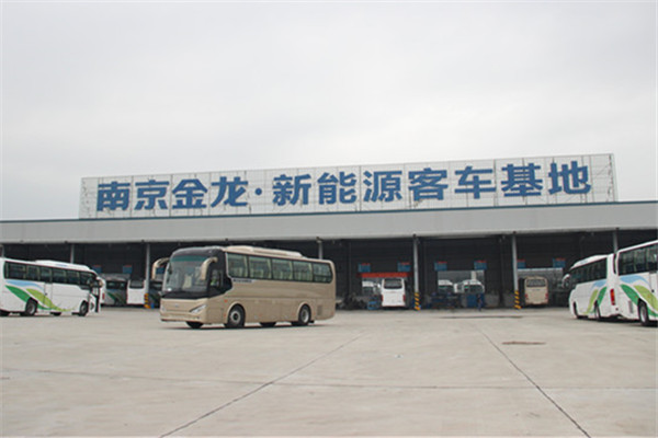 南京金龍NJL6107BEV8客車（純電動(dòng)24-47座）