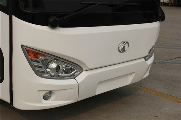 南京金龍NJL6107YA5客車（柴油國(guó)五24-55座）