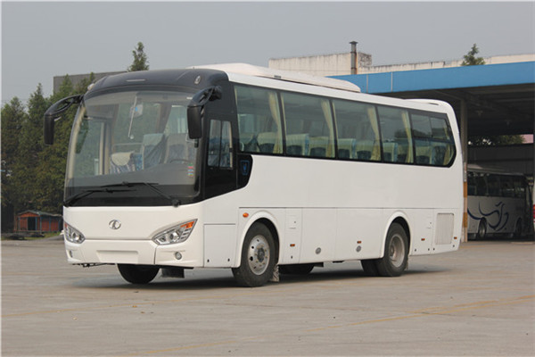 南京金龍NJL6107YA5客車（柴油國(guó)五24-55座）