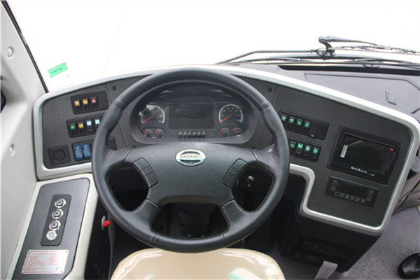 南京金龍NJL6107YA5客車（柴油國(guó)五24-55座）