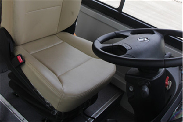 南京金龍NJL6680BEV18公交車（純電動10-25座）