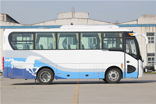 南京金龍NJL6808Y5客車（柴油國(guó)五24-35座）
