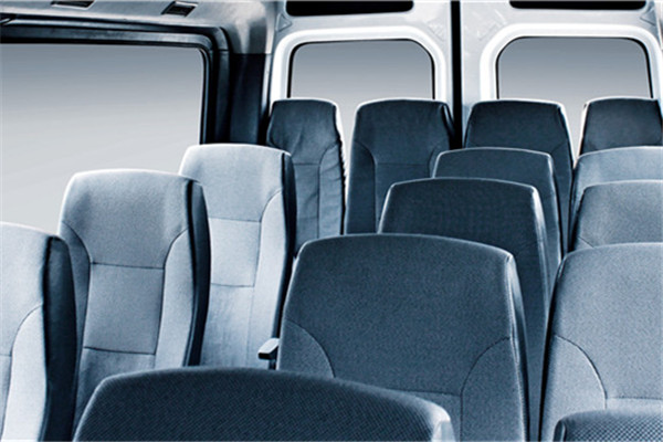 南京金龍NJL6600BEV72客車(chē)（純電動(dòng)10-18座）