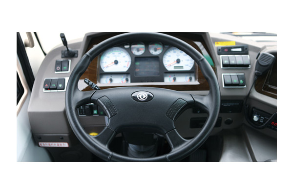 東風超龍EQ6792LTN1客車（天然氣國五24-35座）