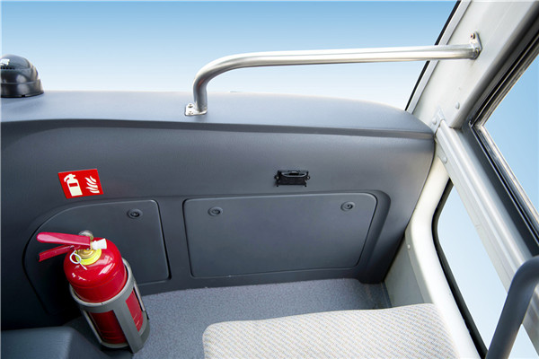 海格KLQ6758AE50客車（柴油國(guó)五24-31座）