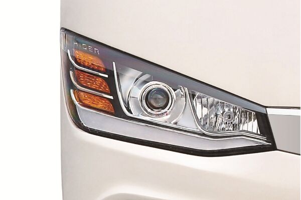 海格KLQ6902KAE51D客車(chē)（柴油國(guó)五24-41座）