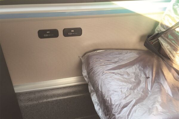 海格KLQ6902KAE51D客車(chē)（柴油國(guó)五24-41座）