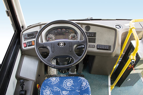 亞星JS6108GHBEV17公交車（純電動18-42座）