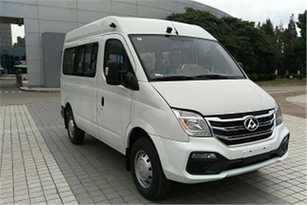 上汽大通SH6501A1D5輕客（柴油國五4-9座）