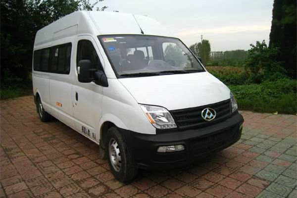 上汽大通SH6632A4BEV-1輕客（純電動(dòng)10-14座）