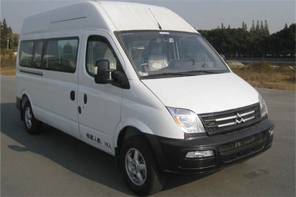 上汽大通SH6591A3D4輕客（柴油國四10-16座）