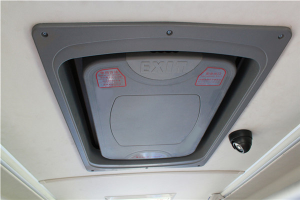 東風(fēng)旅行車EQ6811LACBEV3客車（純電動(dòng)24-36座）