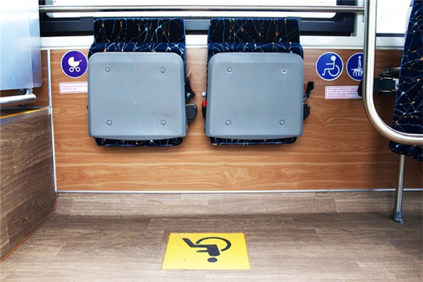 格力鈦GTQ6102BEVB30低入口公交車(chē)（純電動(dòng)19-29座）