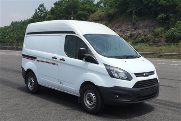 江鈴全順JX5033XXYPDB-M5廂式運(yùn)輸車(chē)（汽油國(guó)五3座）