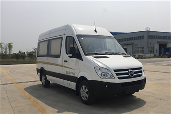 南京金龍NJL5040XSWBEV4商務(wù)車(chē)（純電動(dòng)5-9座）