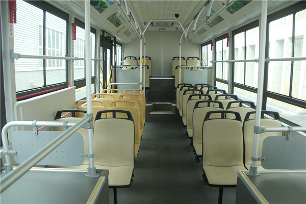 智電HYK6105GBEV低入口公交車（純電動16-29座）