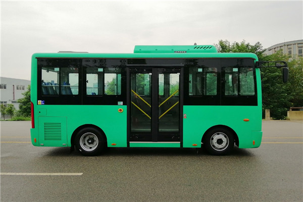 峨嵋EM6810BEVG3公交車(chē)（純電動(dòng)13-27座）