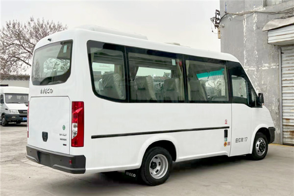 南京依維柯NJ6606LCA1客車（柴油國(guó)六10-17座）