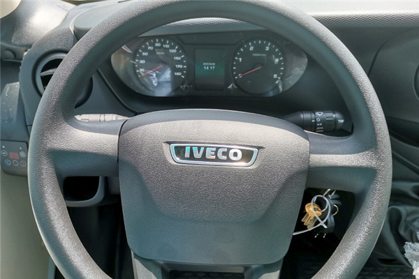 南京依維柯NJ6606LCA1客車（柴油國(guó)六10-17座）