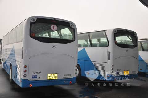 裝配華越緩速器的服務(wù)用車