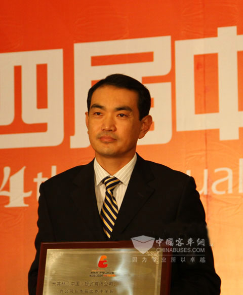米其林(中國)投資有限公司卡客車輪胎部客戶體驗(yàn)經(jīng)理張紅兵