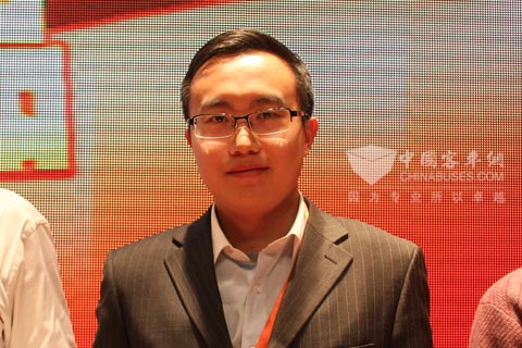 米其林公司代表上臺(tái)領(lǐng)獎(jiǎng)