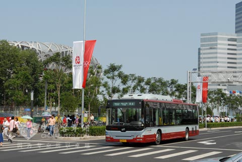 裝載艾里遜自動(dòng)變速箱的公交車(chē)