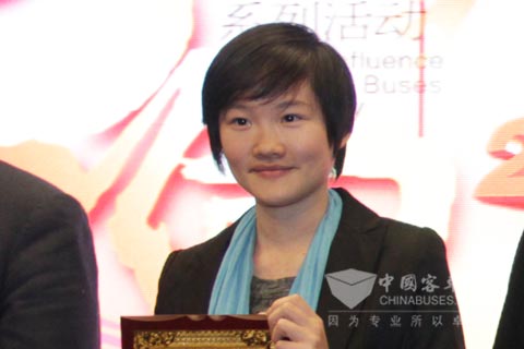 雅苒車用脫硝劑榮獲配套推薦產(chǎn)品獎(jiǎng)