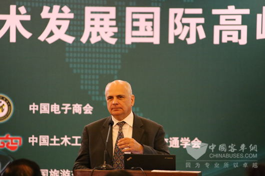 法國歐科佳集團公司總裁Christian-Desmoulins