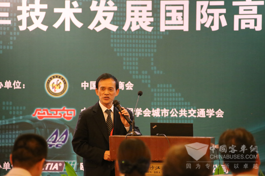 重慶巴士集團一汽巴士有限公司副總經(jīng)理翟昌忠