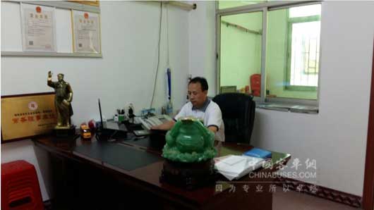 湖南耒陽市平安客運公司總經理肖平知